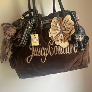 Vintage brown with flowers juicy couture day dreamer purse